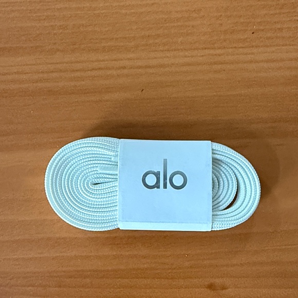 ALO Yoga Recovery Mode Sneaker - Picture 15 of 15